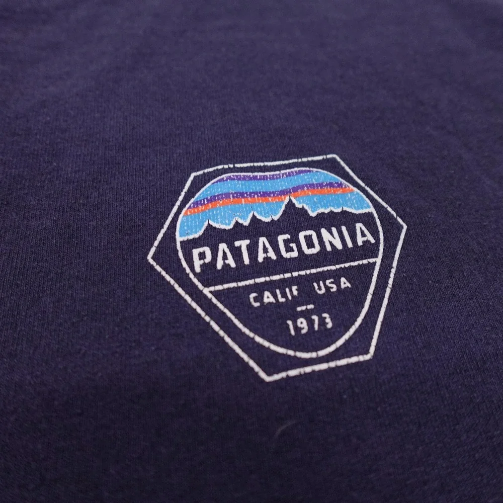 Patagonia Shirt Mens Medium Blue Calif USA 1973 Back Logo Graphic Tee Tagless